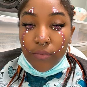 Meet your Posher, Dania